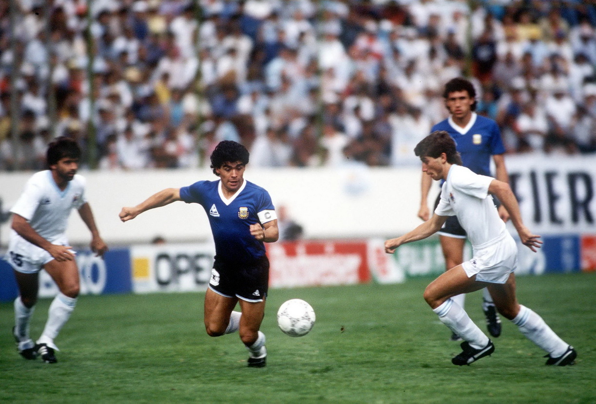 世界杯 历史上的今天：10号，迭戈·马拉多纳，1986年6月16日，世界杯1/8