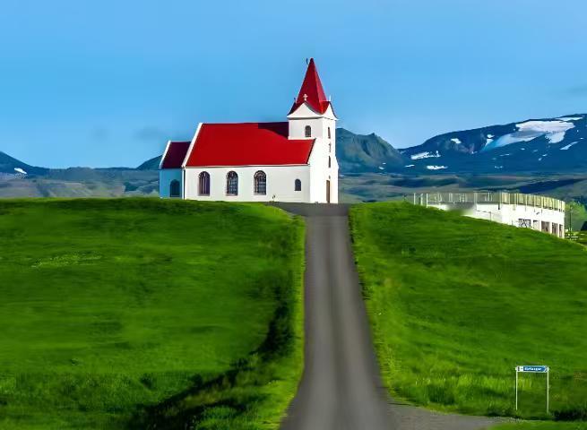 很多人说为什么冰岛能独立，格陵兰岛比冰岛更大，却一直没独立。原因其实很简单，那就