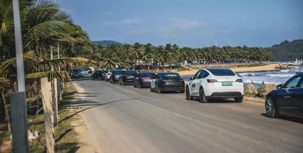 【#海南2030年停售燃油车#】8月20日，据海南省工业和信息化厅网站，海南已经