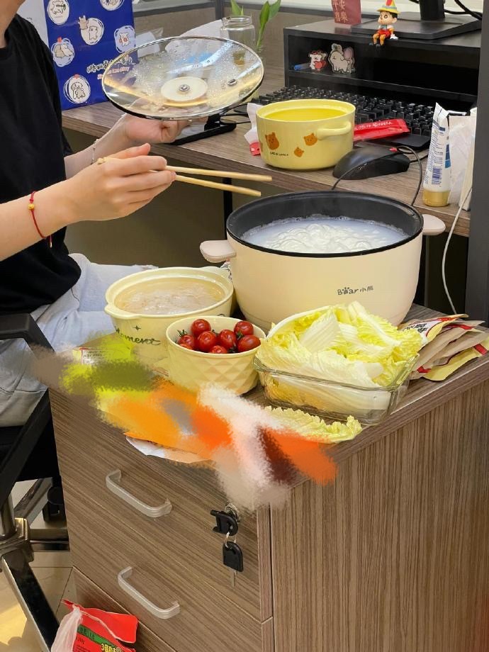 听老板的话把公司当做自己家 