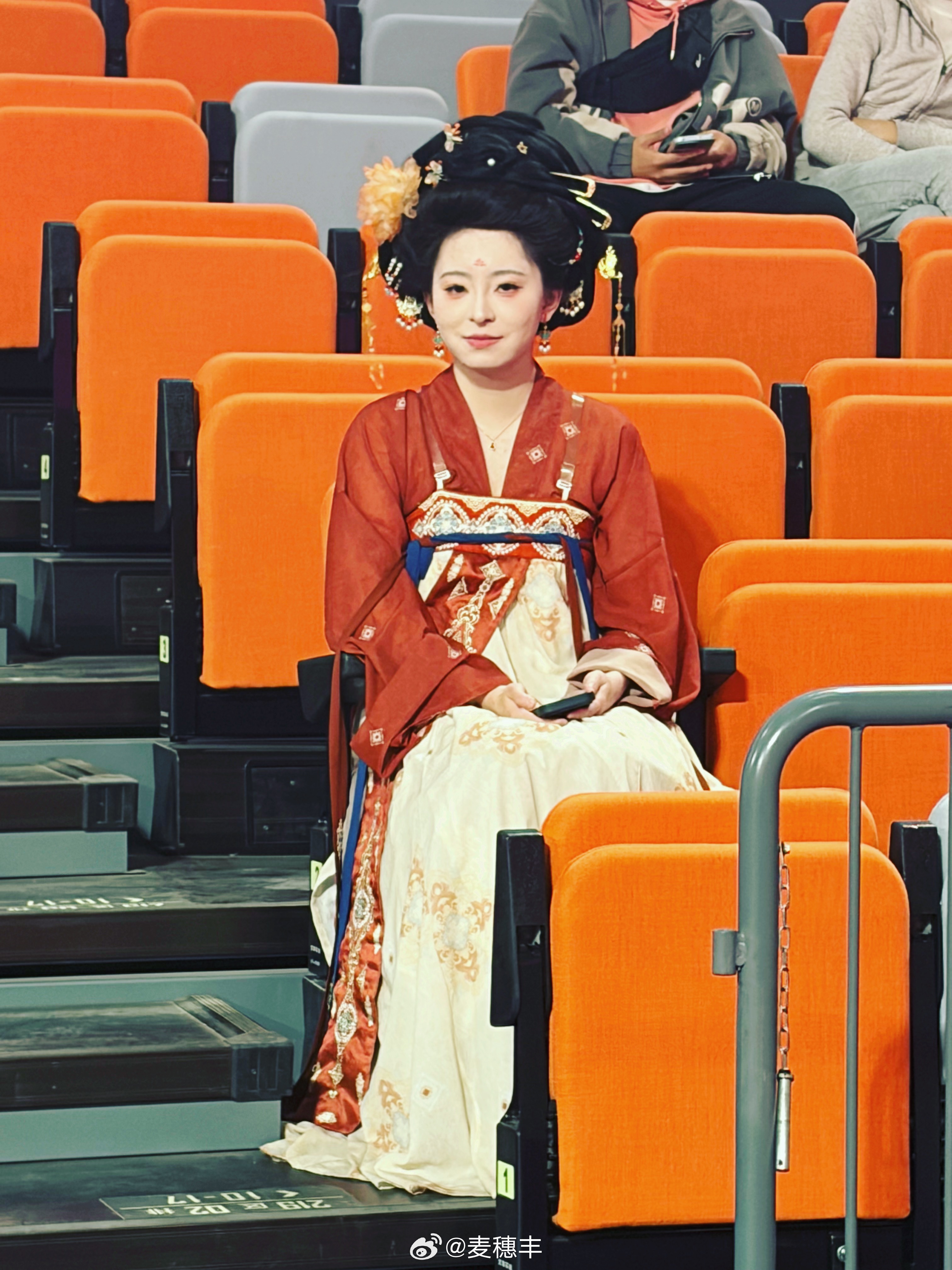 姐姐好看！wcba全明星周末心潮澎湃小麦出球差 西安·曲江竞技中心