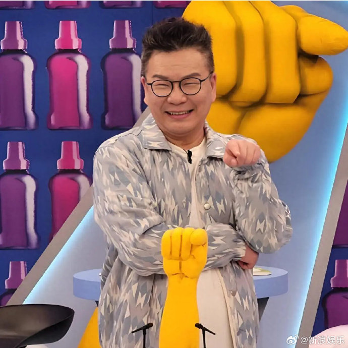 沈玉琳肝炎已获得控制沈玉琳被转往血液肿瘤科  据台媒消息，沈玉琳入院检查后，肝脏