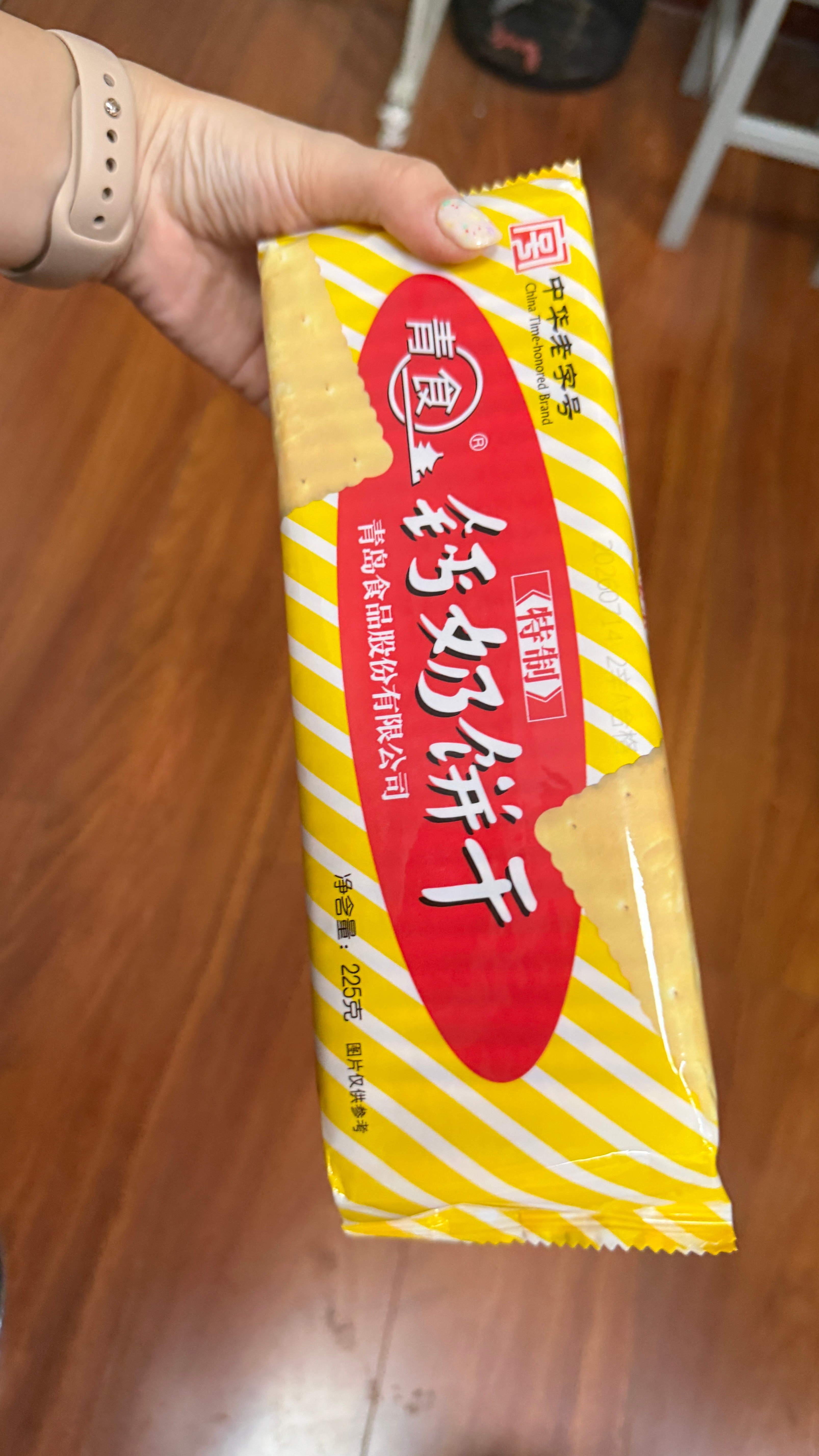 吃完不会长到3米吧？钙奶饼干