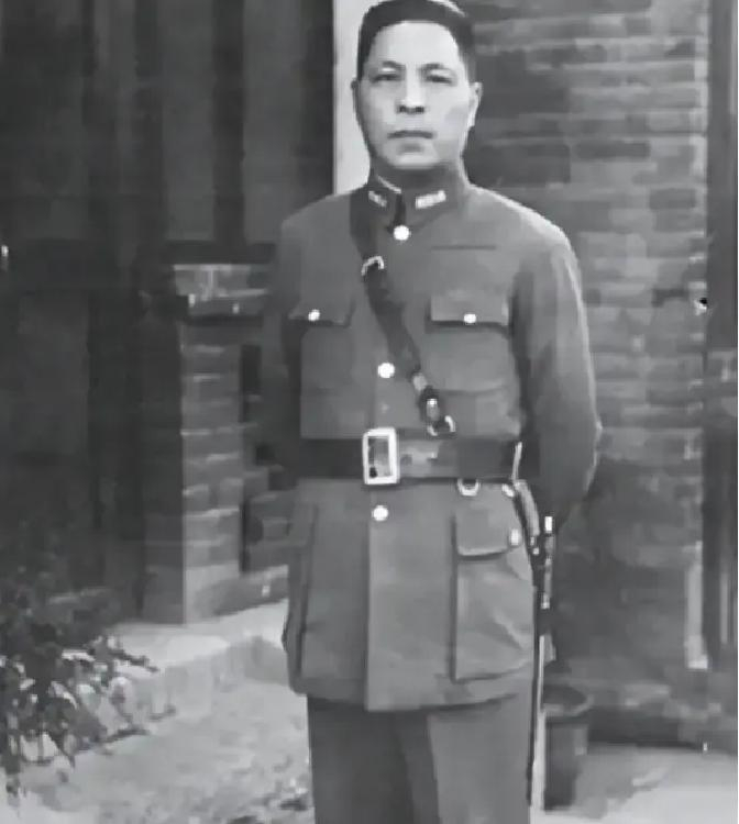 1948年，蒋介石打算任命蒋鼎文担任徐州剿总司令，统领大军和解放军决战。没想到蒋