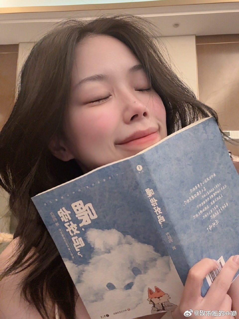 万妮达两眼一睁就是夸新说唱2025 万妮达简直是夸夸大师！选手的每一处高光都被她