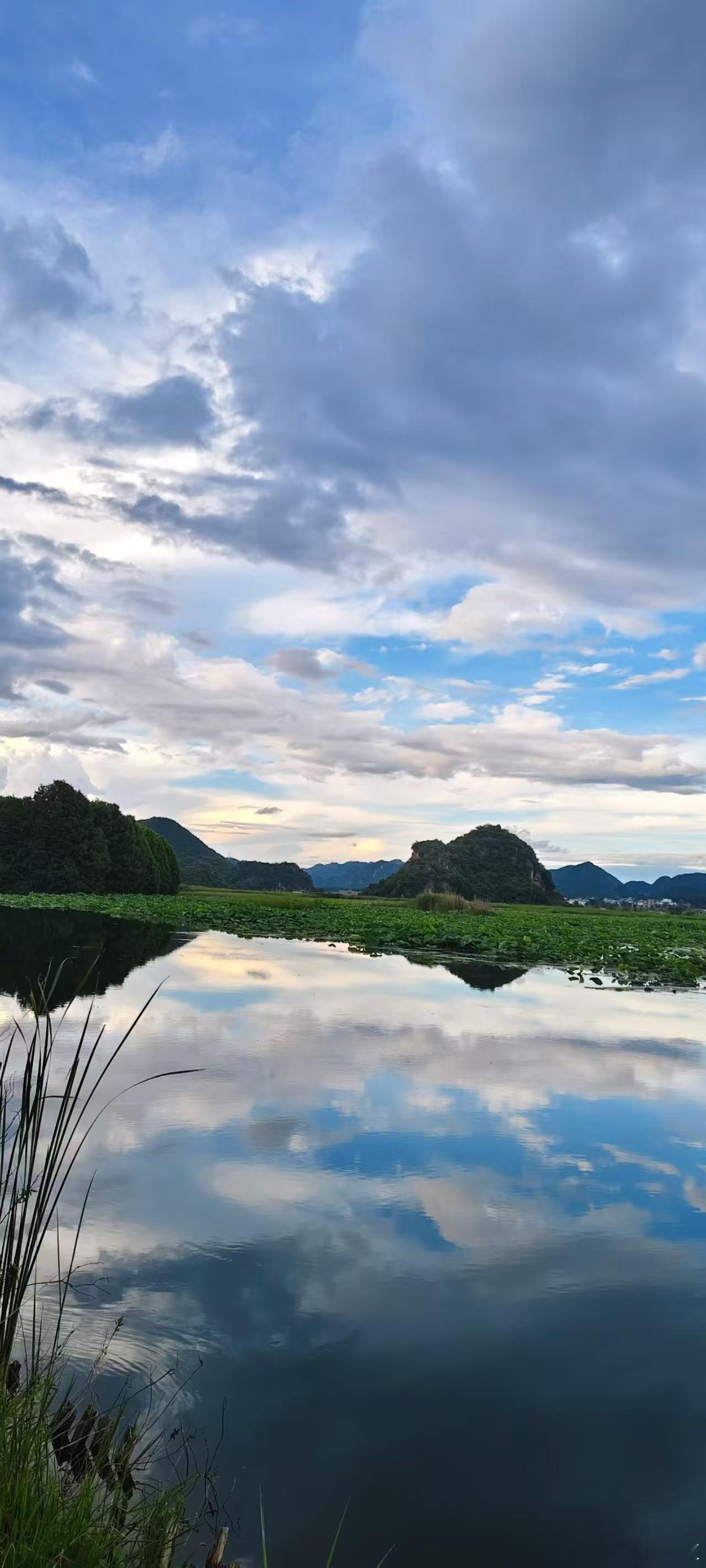云南普者黑风景区，大美自然富婆带资进组给自己硬加60多场吻戏 再多带点资，别说6