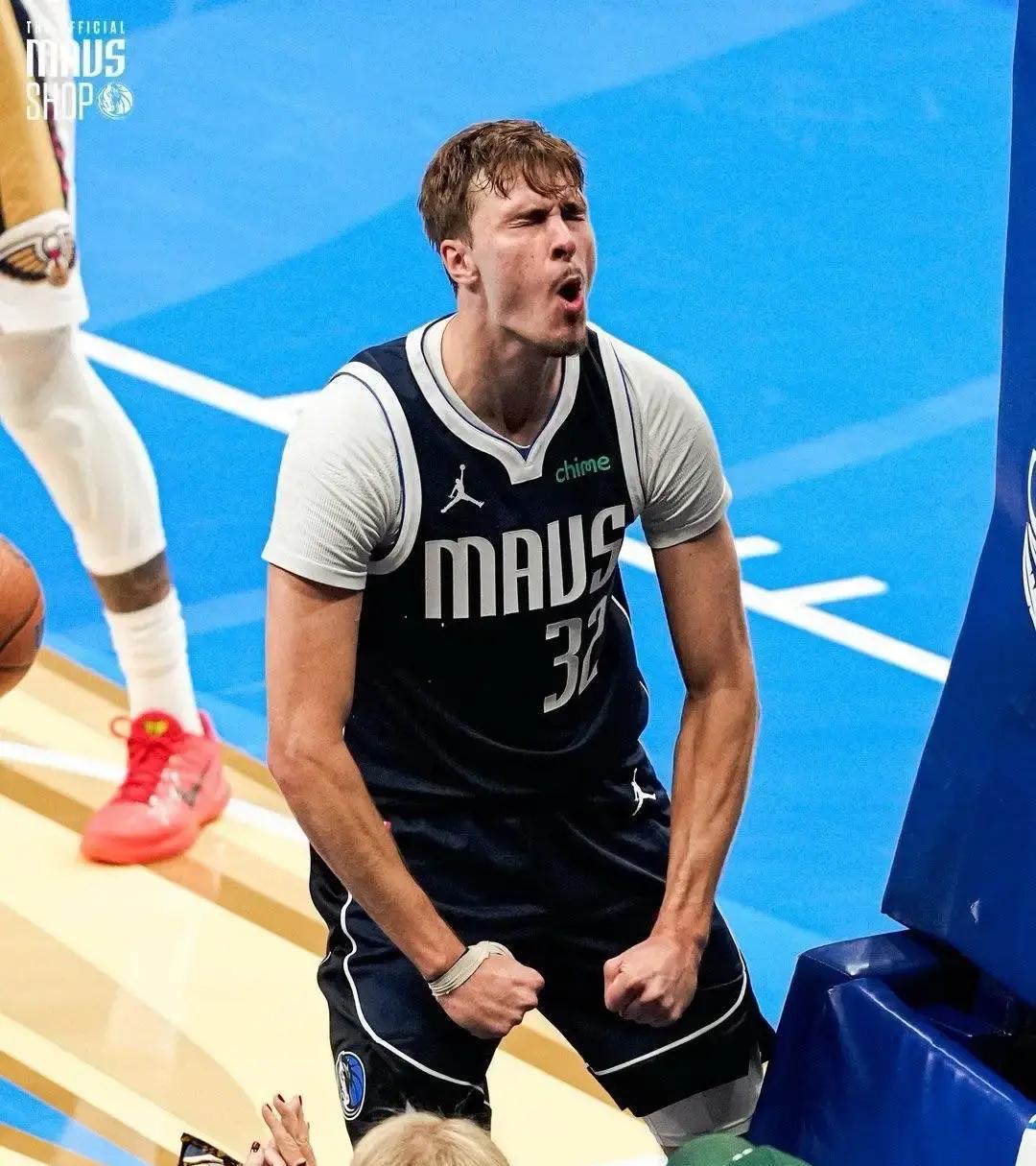 结果一出，独行侠球迷直接原地过年！18岁状元弗拉格夏联场均22+7+4，三分还从