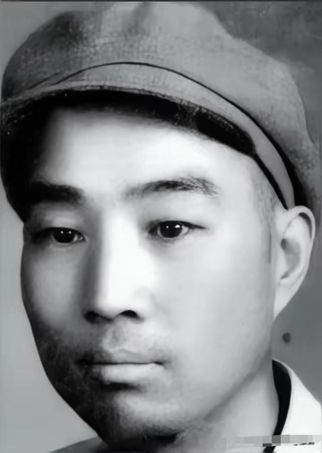 1955年深冬，时任湖南省副省长的夏如爱，匆匆赶回江苏淮阴渔沟镇的老家，为病逝的