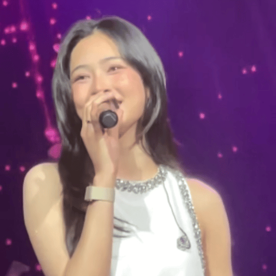 孩子是我的软肋，不管有多苦、多不顺心，我都不会放下我的孩子。女子本弱为母则刚，一