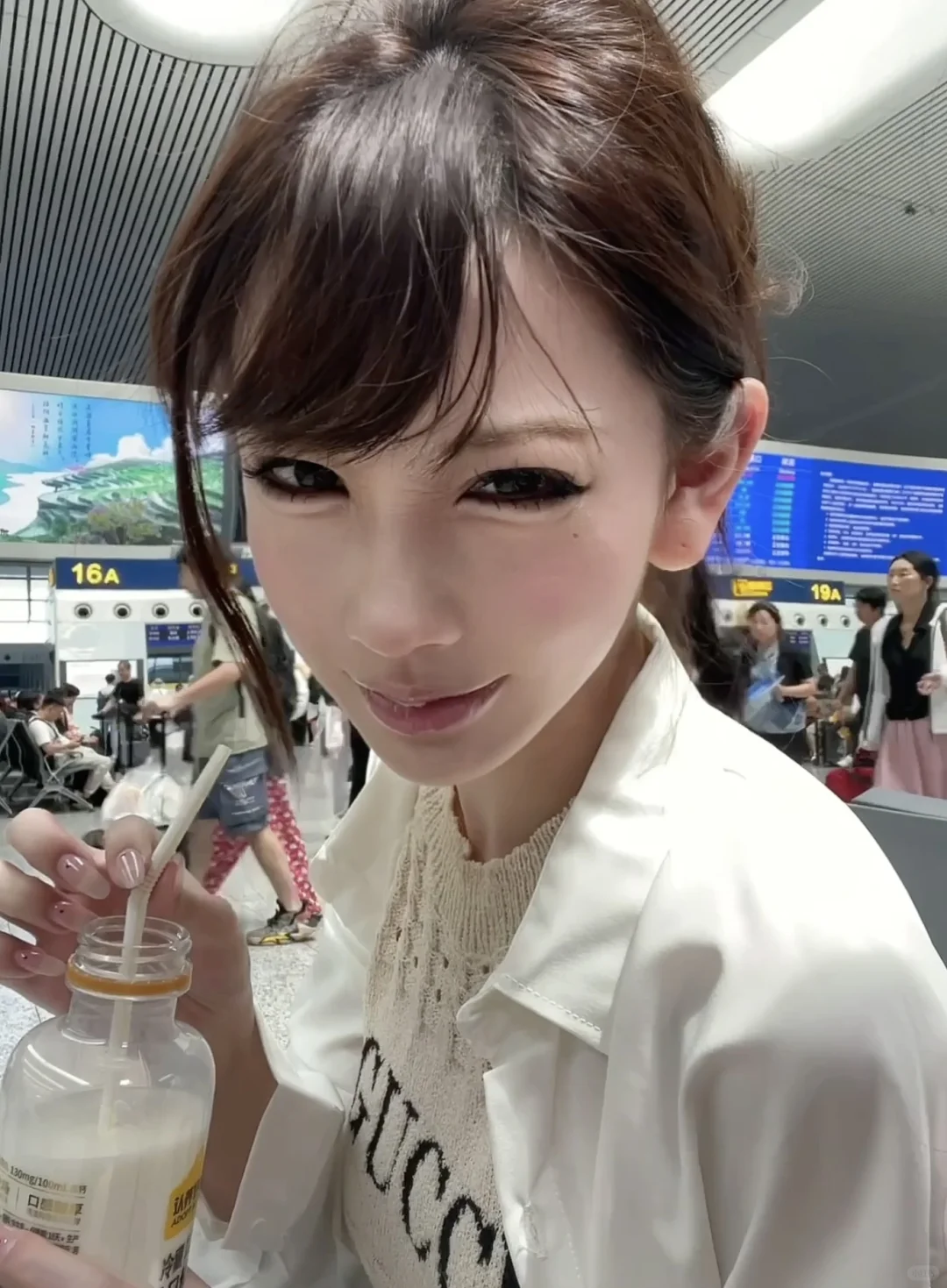 如果眼里能装下相机，我会一直记录你