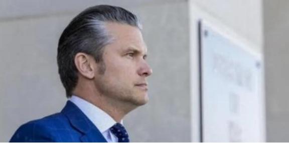 美国防长的一句话让美国人破了防，他曾经表示中美要是开打，不出半个小时，他们的航母
