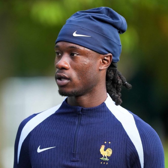 卡马文加左腿筋负荷过重。据俱乐部消息，他将可以出战对阵埃尔切的比赛。