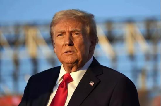 特朗普威胁中国不许向伊朗供武，否则加征50%关税，中方7个字回应

中东局势近期