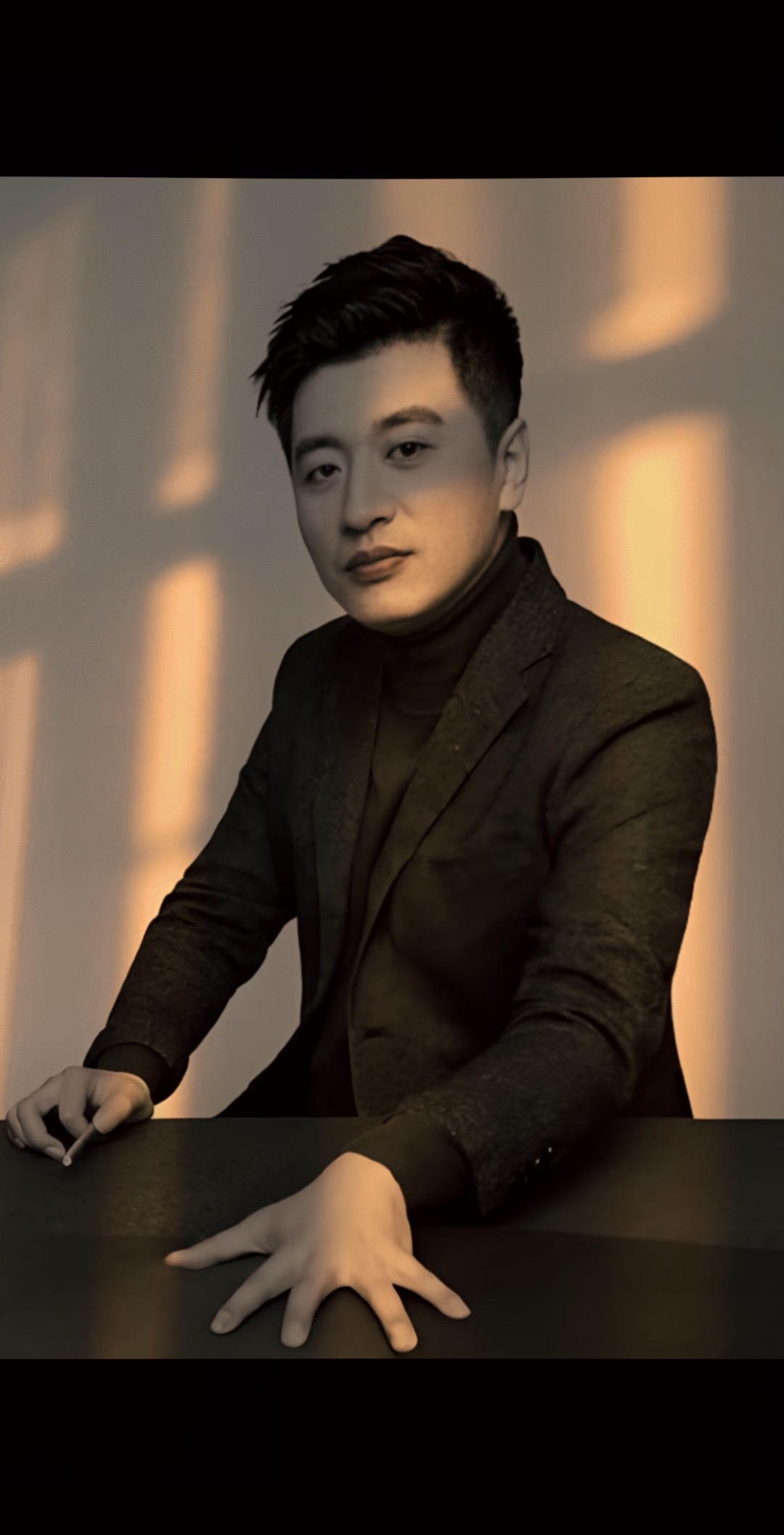 张学峰老师去世了，42岁，人生何意？房是招牌地是累，攒下银钱是催命鬼。房要小，地