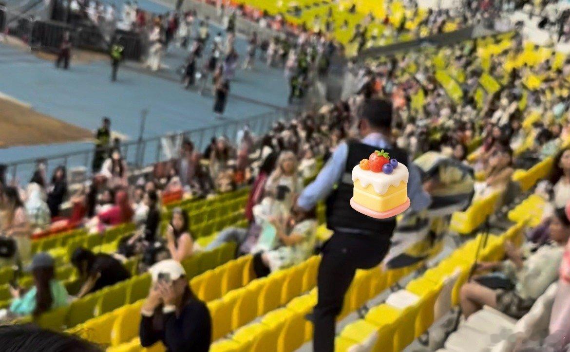 没搞懂为什么只收棍丝灯牌，旁边其他人灯牌怎么好好的？？没收贵重物品这对吗冒个泡 