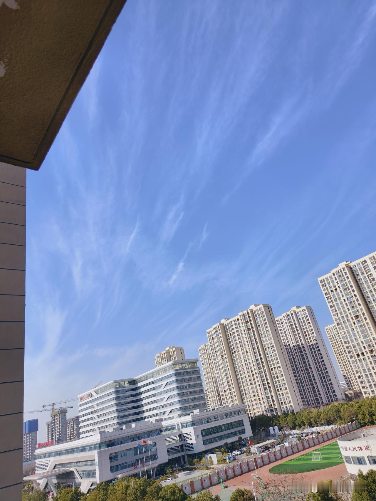 冬日襄阳，气温直冲20℃离谱
襄阳的冬天怕不是偷偷跟春天换了岗吧！都农历冬月二十