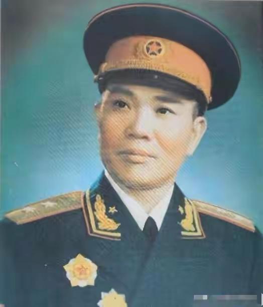 他背负六千亡魂活下来，毛主席为他破例晋升中将

在1955年授衔前夕，一份拟定的