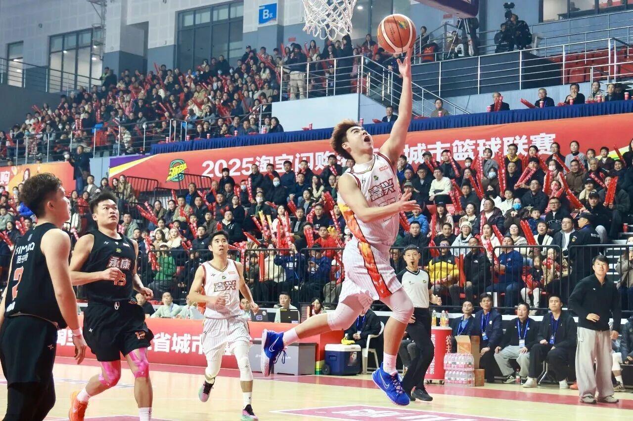 嘉兴联队问题出在哪，为什么连八强都进不去？
有幸看过几场嘉兴队的比赛，觉得嘉兴队