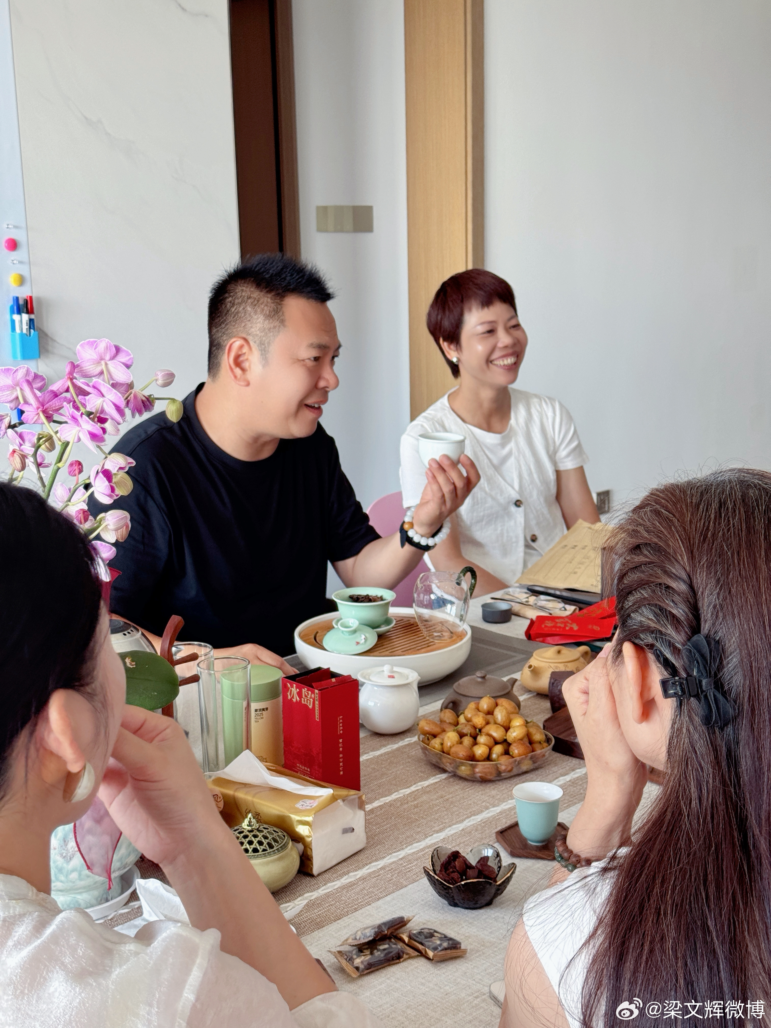 上午、下午两场品茗荟，品茗谈健康论人生，家庭健康管理读书会又添多位新成员！南沙巿