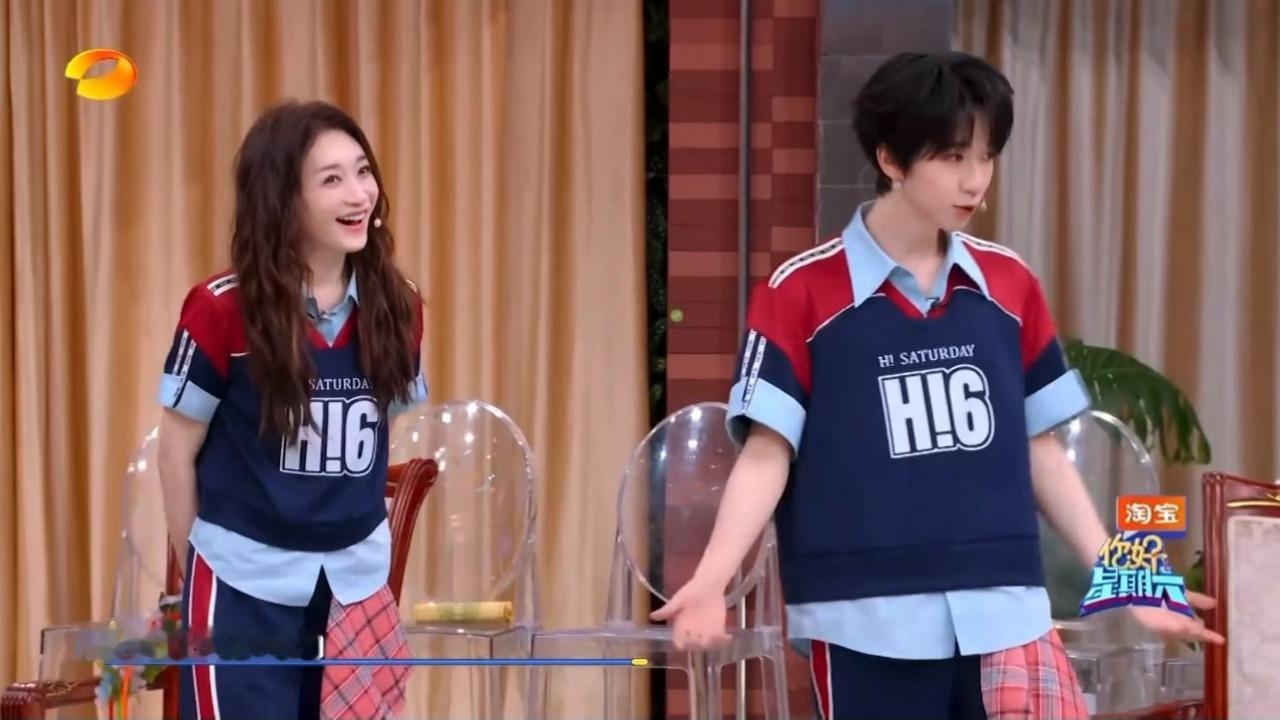 小姨：真的吗？霖霖庄园贺老板嘚瑟摊手：对呀😎 