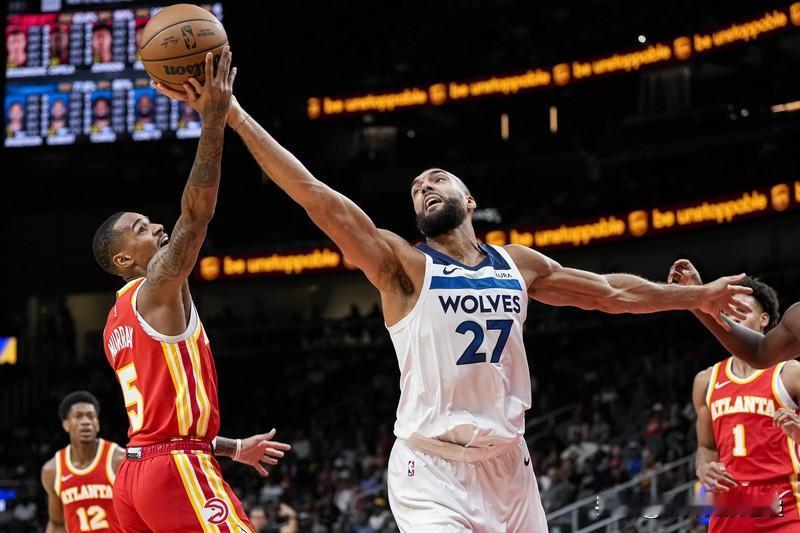 NBA球队三巨头的薪资（5）

明尼苏达森林狼队：
1. 安东尼·爱德华兹：45
