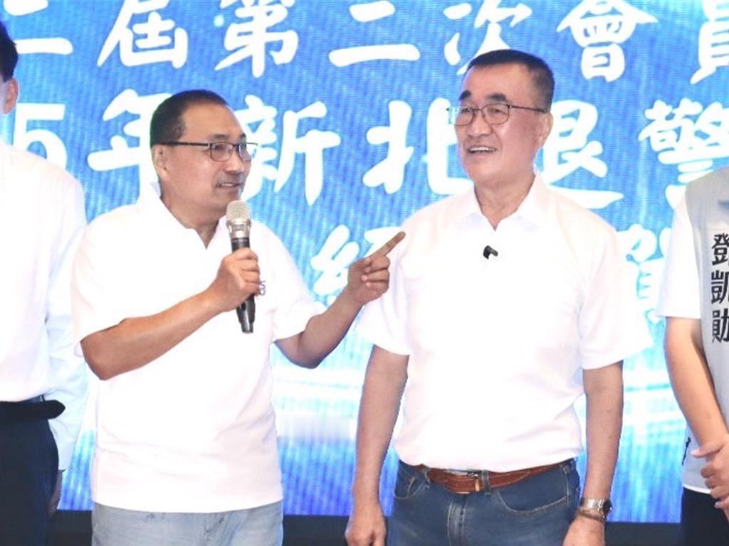 侯友宜退警会员大会强力背书 高喊爱警察就支持李四川
国民党新北市长参选人李四川再