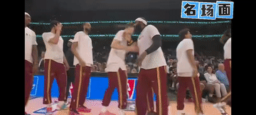 哈登受伤了？[震惊]骑士这出场仪式太迷幻，等看完后面几个首发才知道……他们不是都