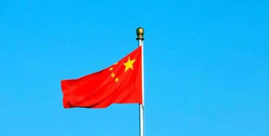 红线被踩？美国国会塞进涉台条款，中国必须果断出手，绝不能让台海变成火药桶，这关乎