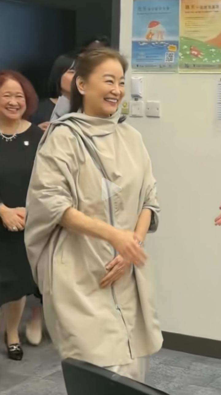 曾经的女神，也是多少人心中的白月光。