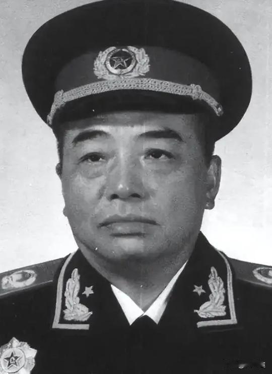 当彭德怀听到步兵团全歼坦克营的战报时，完全不相信，他打电话给50军政委徐文烈，严