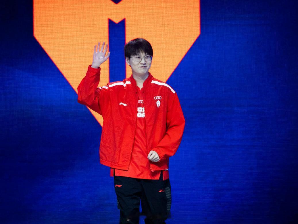 #Meiko韩服8连胜# 田野Meiko一波八连胜，来到韩服最强王者1029分，