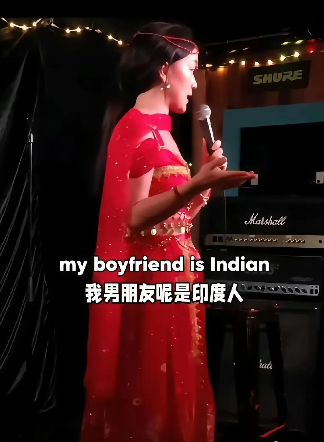 有谁认识这个国内的女脱口秀演员的？她在国内进行演出的时候，公开称其母亲是一位种族