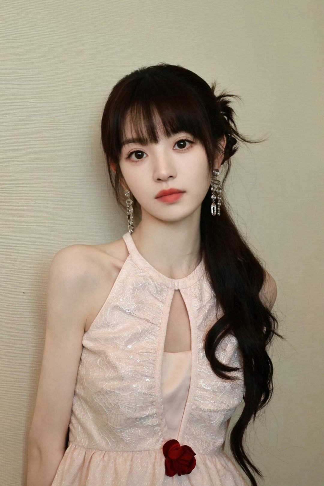 田曦薇，大眼萌妹子好甜美 