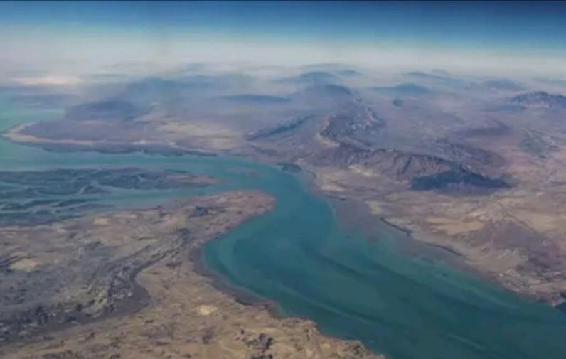 美伊谈判或于本周末举行
外媒消息，据国际原子能机构总干事格罗西表示，美伊新一轮谈