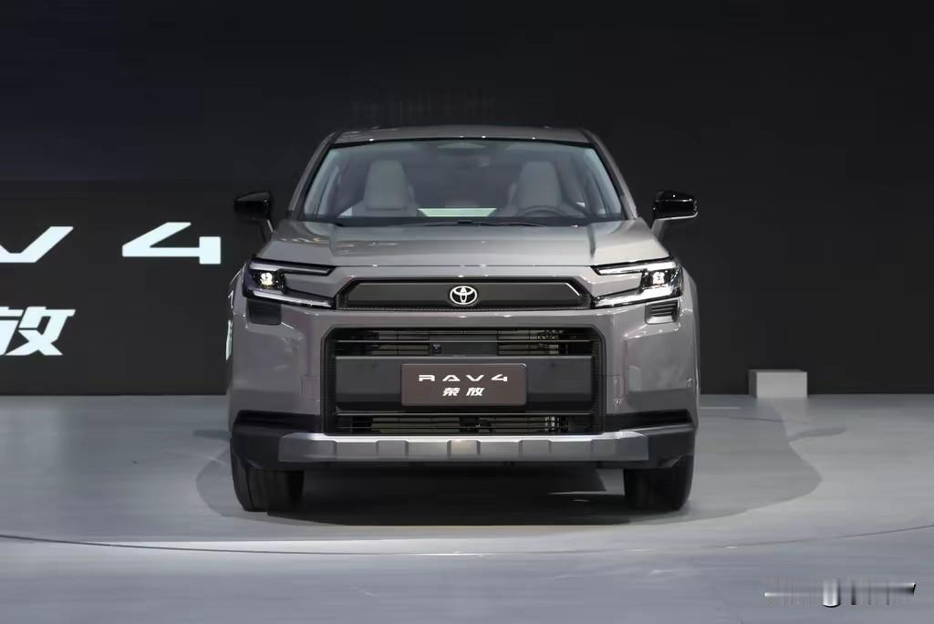 丰田混动的可靠，是全球2300万车主用里程验证的结论。THS混动系统历经5代迭代