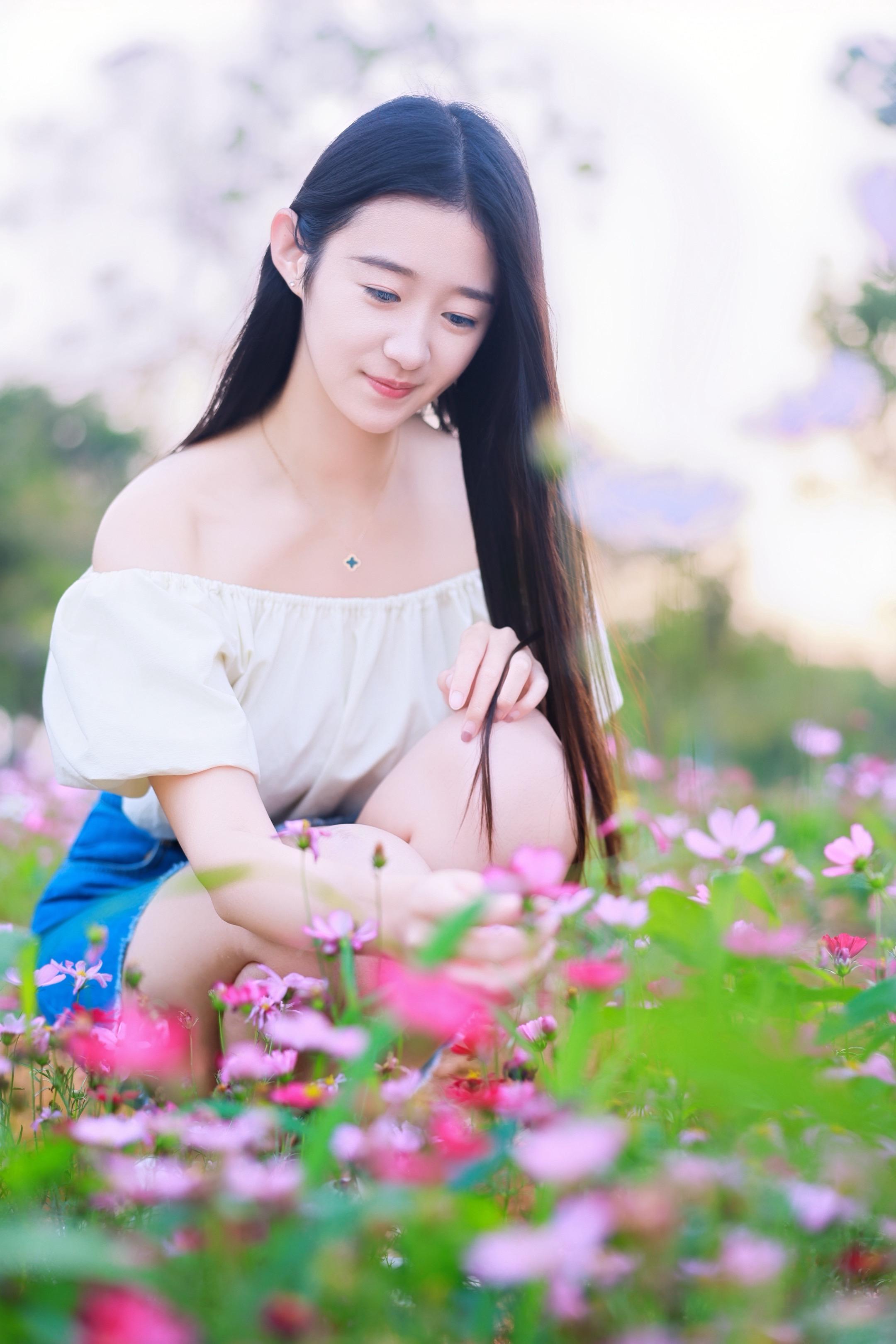 广东海洋大学也有自己的花海了。虽然错过了日落，但拍照依然出片