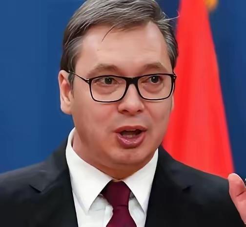 近日塞尔维亚武契奇算是把天捅了个大窟窿，就在美国绑架马杜罗事件后，其他国家要么冷