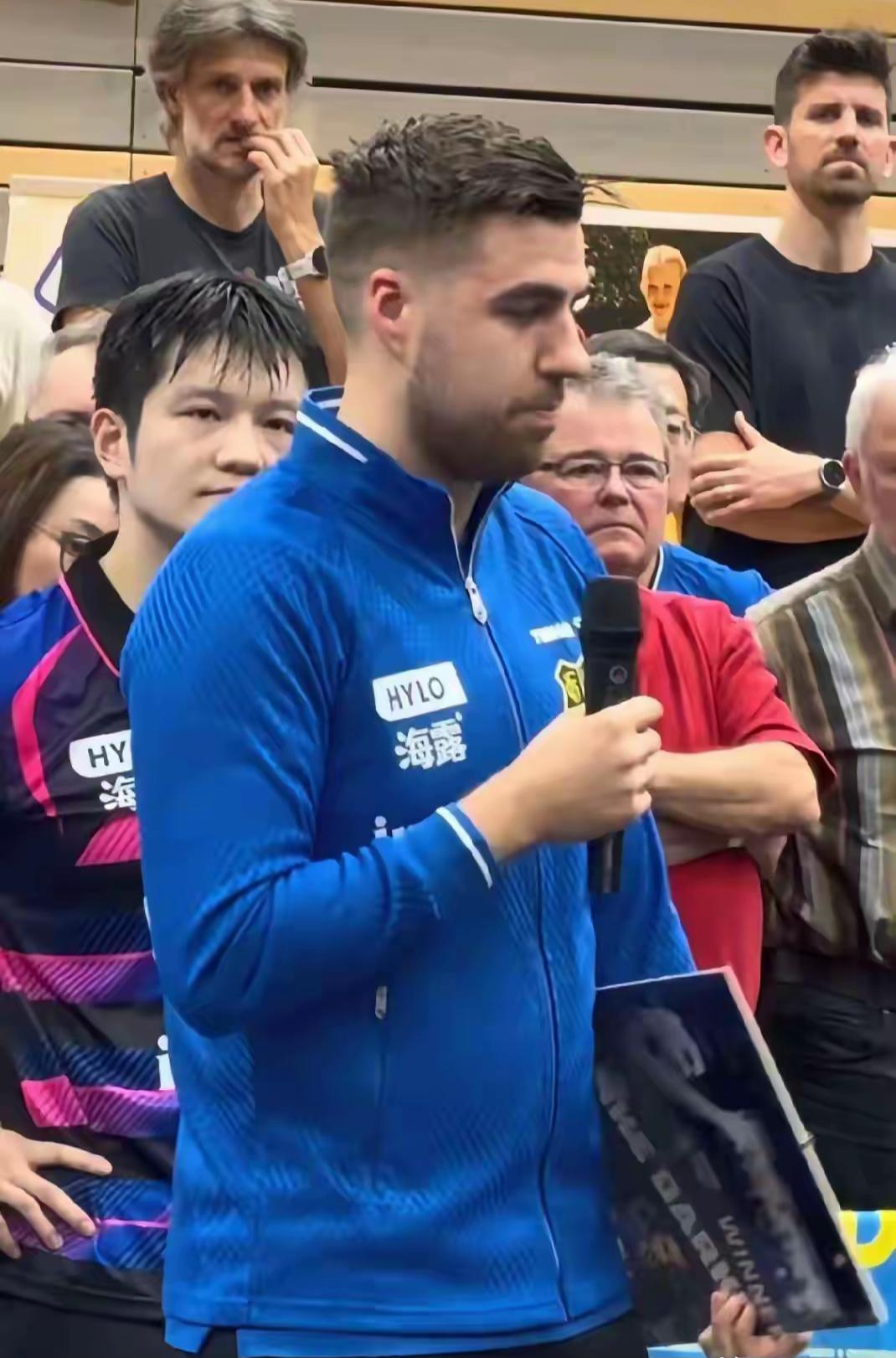 【斯洛文尼亚的达科，哭着离开呆了很多年的萨尔布吕肯俱乐部，只因娶了波兰妻子】达科