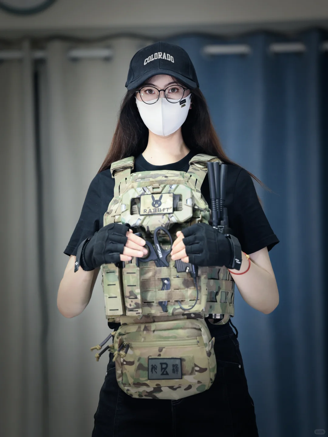 今天，是反派女一