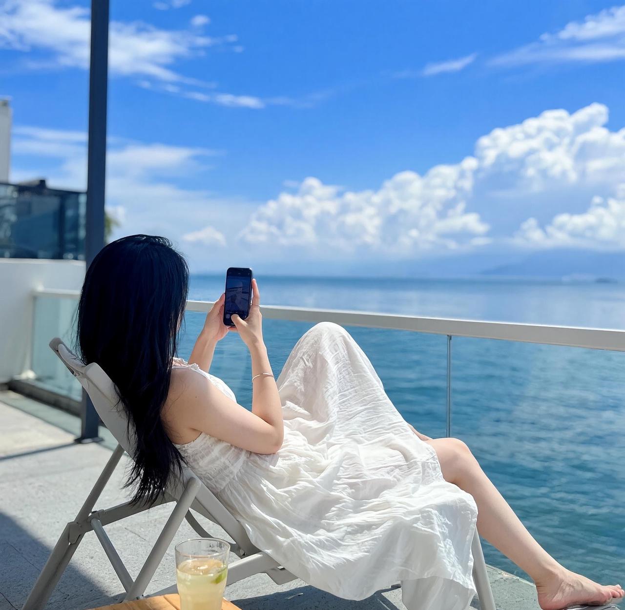 海边度假穿搭 治愈海边风景