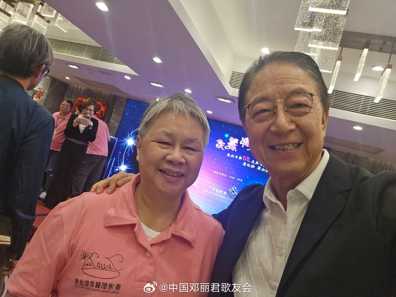 香港电台电视部前助理广播处长张文新老师，分享的29日晚香港歌迷会五十华诞活动美好
