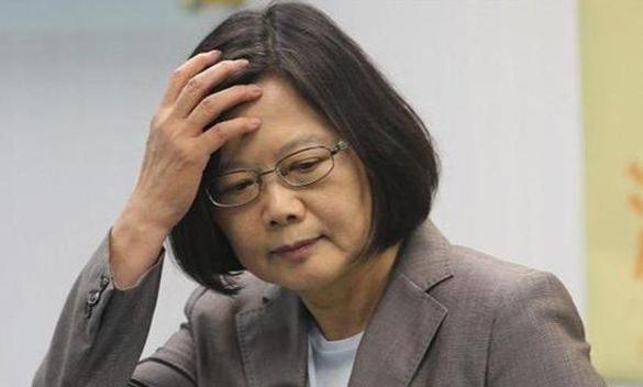 蔡英文出来讲话了！在惨遭失败之后，蔡英文表示，台湾面临的内、外挑战与威胁依然非常