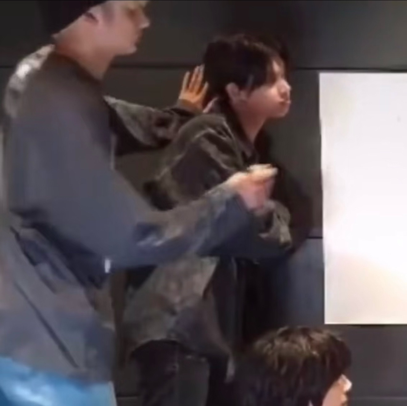 当你男友想抱抱，但他的体积是你两倍大时崔然竣｜休宁凯｜休准 