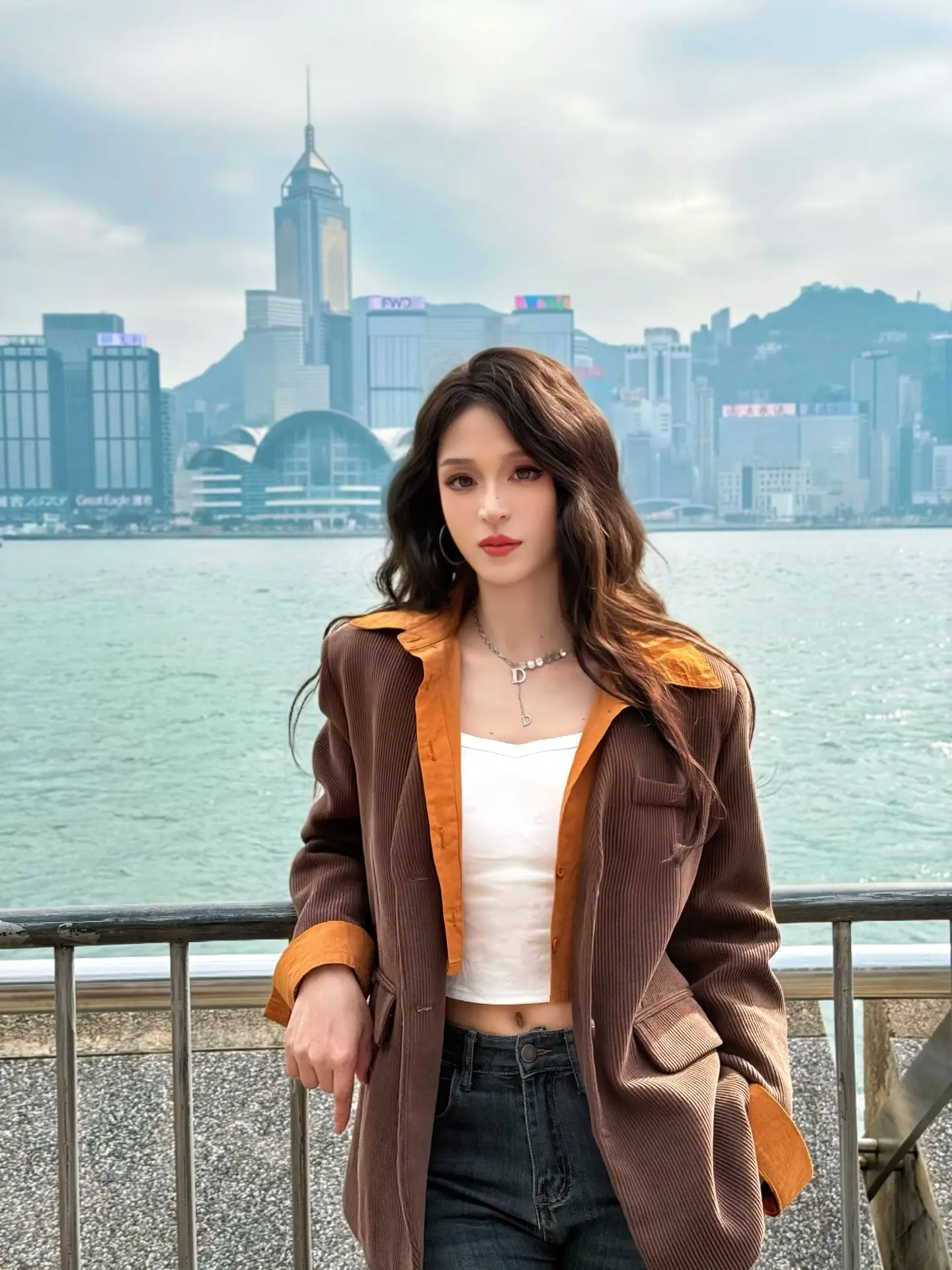 大陆妞。假装一下港姐