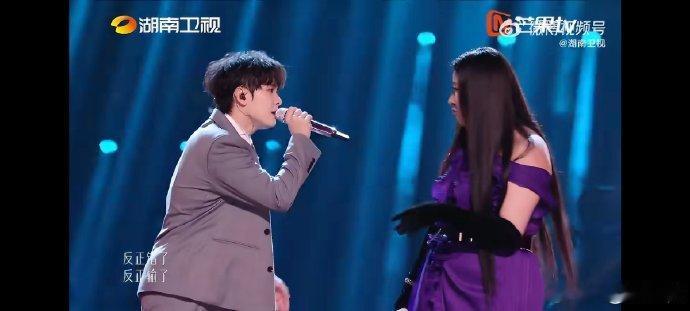 歌手直播锤娜丽莎飙高音歌手2026直播现场全程高能，高音段落成为本期舞台标志性名