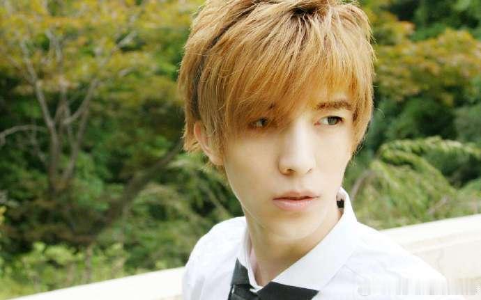 不愧是郭敬明带出来的兵 作为老粉真的破防了！琉玄登顶周榜，瞬间想起当年追《最小说