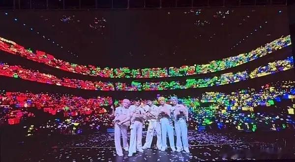 朱志鑫黄海、张泽禹绿海、苏新皓红海 谁的最亮眼 