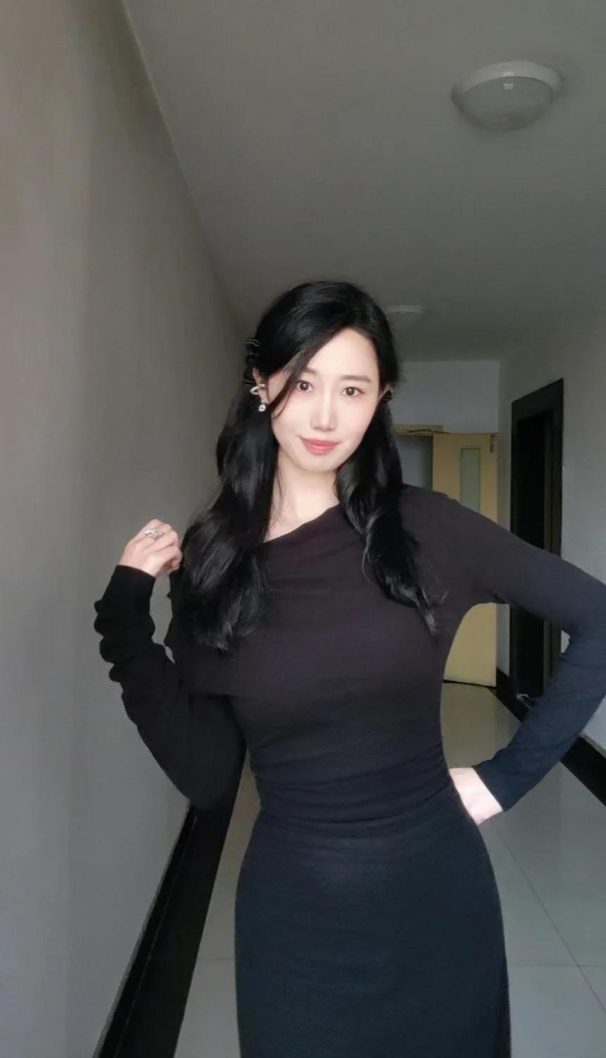 在深圳找对象
坐标：深圳南山
性别：女
年龄：97年
籍贯：湖南长沙人
身高体重