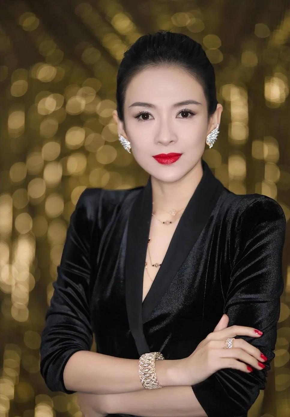 章子怡还用再婚吗？
孤独是宁静美好，也是一种恬静的享受根本不需要！
18 岁拿下