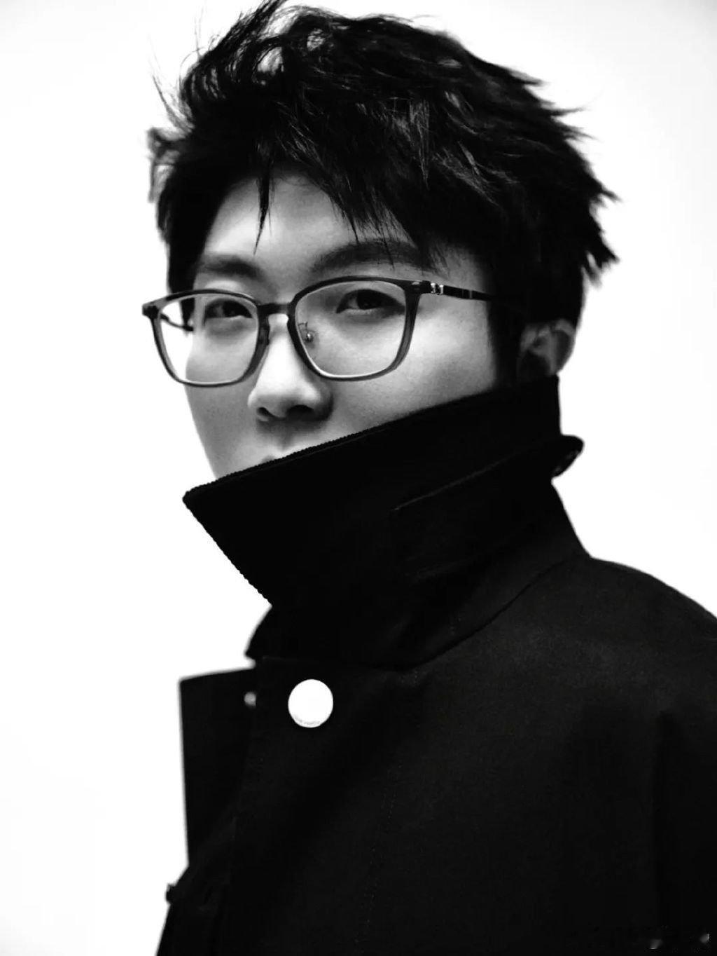 人物2024年度音乐人毛不易  毛不易说不想代表任何人表达  毛不易又双叒叕拿奖